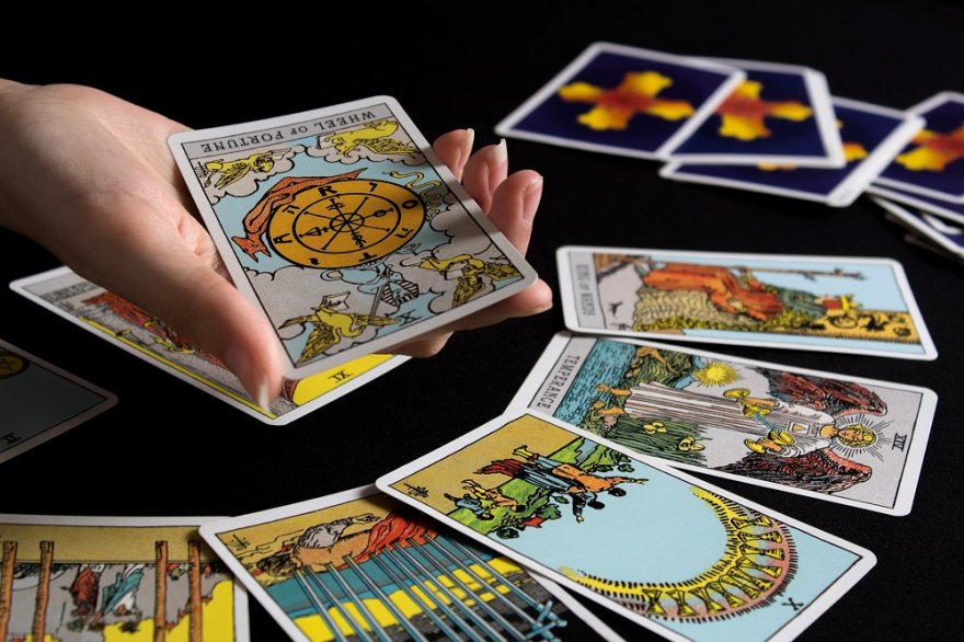 Tarotkarten,Tarot-Legungen,Karten,Botschaften Foto: ©  Yevgeniy.jpeg @ AdobeStock