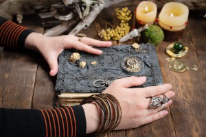 Almanach Vorhersagen Foto: ©  Dmitriy @ AdobeStock