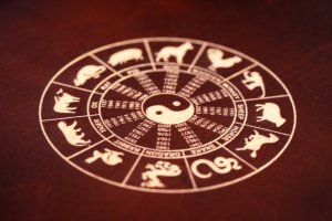 Chinesische Sternzeichen Foto: ©  Lukas Kurka @ shutterstock