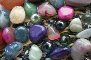 Edelsteine Foto: ©  Perlina Troyanda @ shutterstock