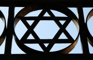 Hexagramm Foto: ©  Nina Alizada @ shutterstock