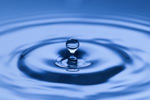 Wasser-Lesen Foto: ©  Amir Kaljikovic @ AdobeStock