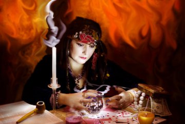 Crowley Tarot - Geschichte des Kartendecks Foto: ©  AniriAnA @ Fotolia