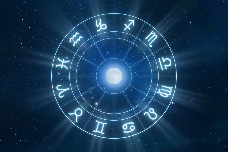 Deszendent im Horoskop,Horoskope als Wegweiser Foto: ©  pixelparticle @ shutterstock