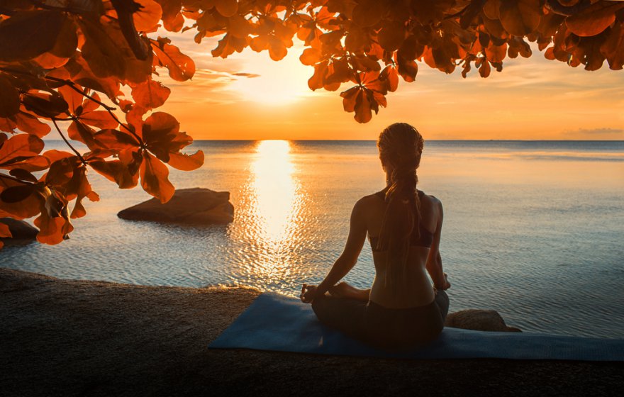 Meditationsbung fr positive Energie, Vertrauen und Kraft Foto: ©  GlebSStock @ shutterstock
