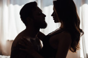Erotik im Alltag: So bewahren Sie Anziehung trotz Stress und Routine  Foto: ©  Maria Vitkovska.jpeg @ AdobeStock
