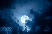 Black Moon - Ihre Einladung in die Tiefe  Foto: ©  sergofan2015.jpeg @ AdobeStock