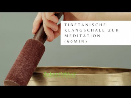 Tibetanische Klangschale zur Meditation und zur Anwendung von Reiki (60min) Foto: © Sunny Forest @ Shutterstock